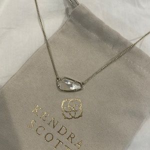 Kendra Scott necklace
